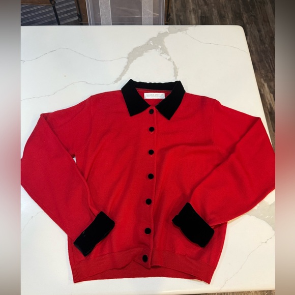 Vintage Valerie Stevens Red Sweater Cardigan Black Velvet Trim Merino Wool - Picture 1 of 2